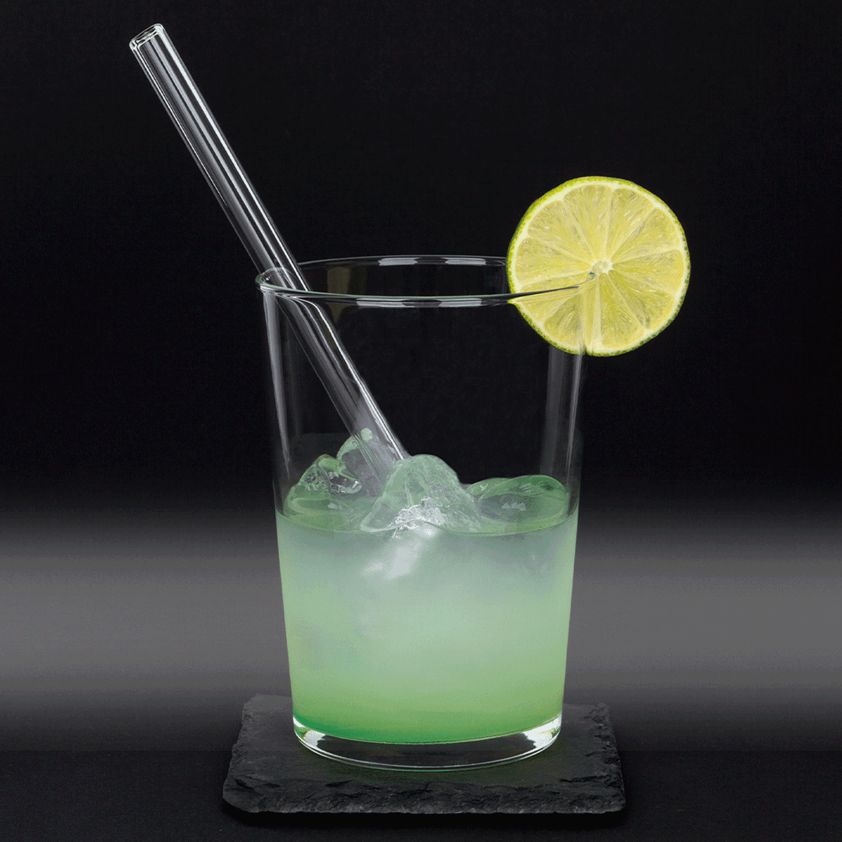 glas, cocktail, Limette, Eis, Glas mit Strohhalm, glas, limette, cocktail, eis, strohhalm, glas, getränk, limette, eis, straw